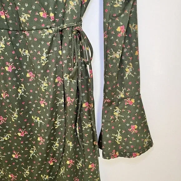 Emory Park Wrapped Mini‎ Dress Green Floral Y2K Boho Cottage Core Fairy Ethereal - Picture 6 of 10